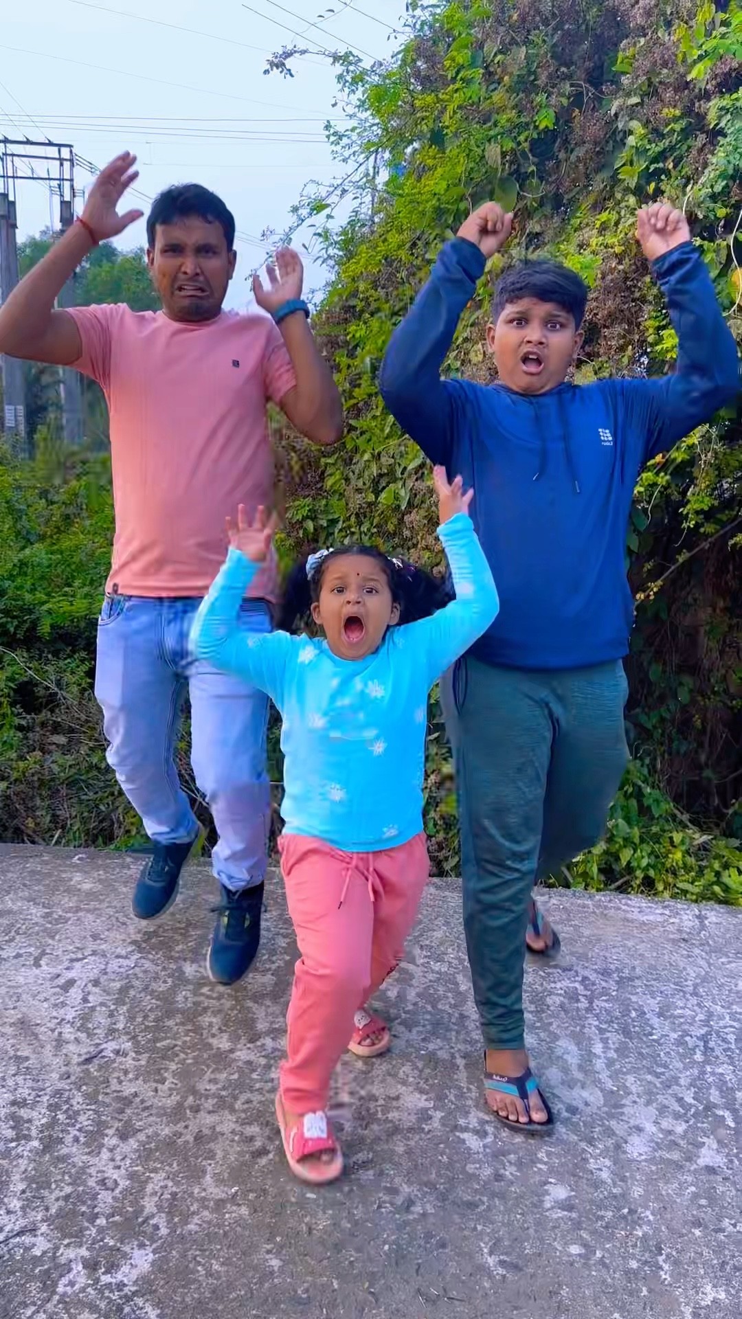 Khub Dance Kiya Billi Ke Sath?❤️?#shorts #viral #funny #shortvideos