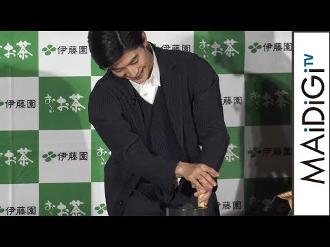 三浦春馬 おーいお茶 CM スチル画像。CM動画を再生できます。 三浦春馬 おーいお茶 CM スチル画像。CM動画を再生できます。