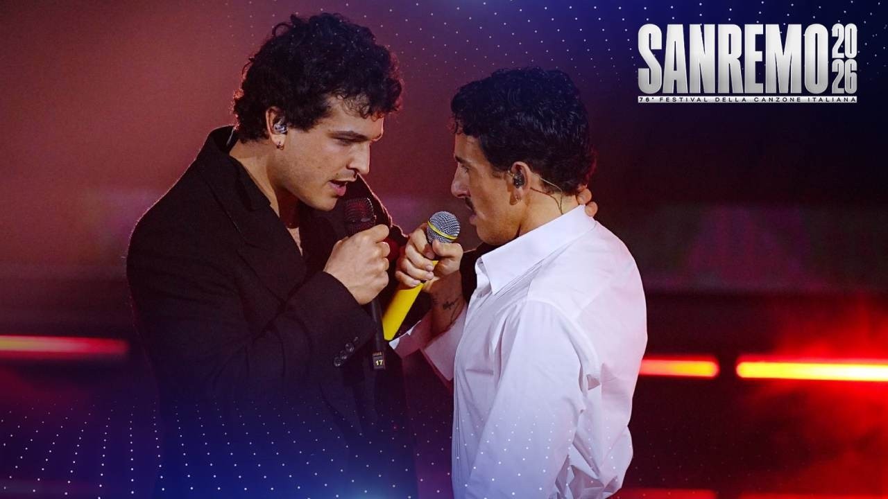 Sanremo 2026 - Leo Gassmann e Aiello cantano Era già tutto previsto