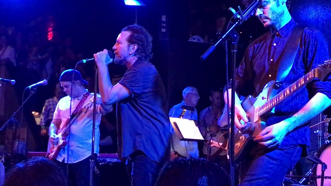 Eddie Vedder - Bobby Jean - Hot Stove Cool Music, Boston (April 29, 2017)