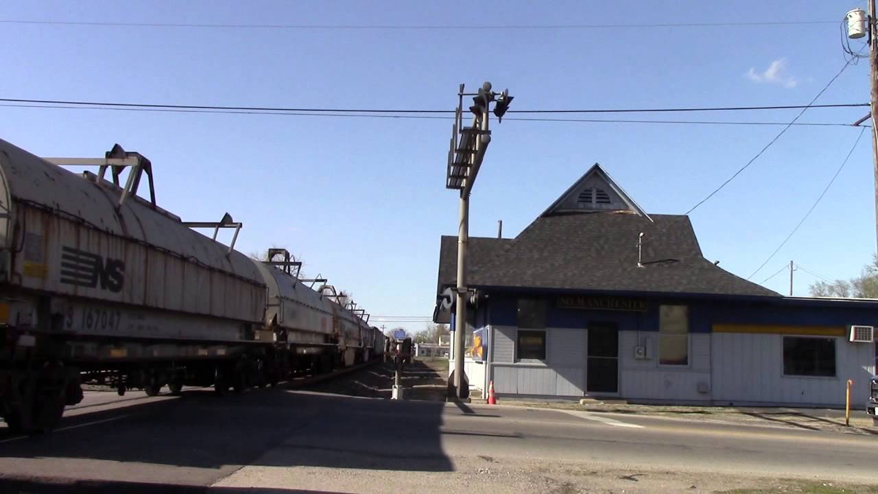 North Manchester Indiana Southbound Train 4232015 YouTube