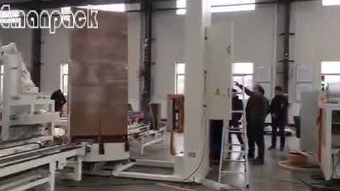 Online pallet stretch wrapping machine with chain conveyors