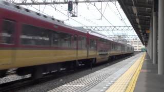 【京阪電鉄】8000系8003F%特急出町柳行@古川橋('11/05){Keihan8000}