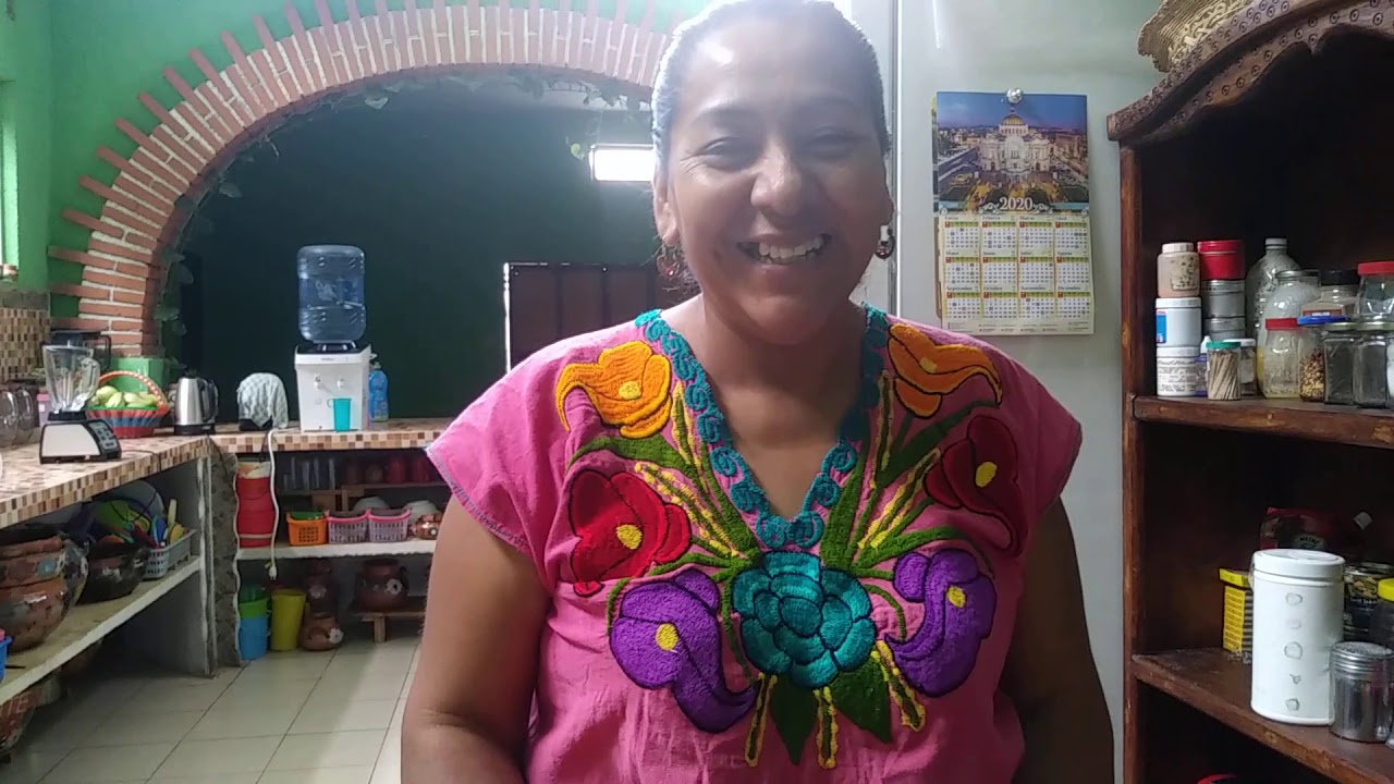 Preparando guisado de nopales