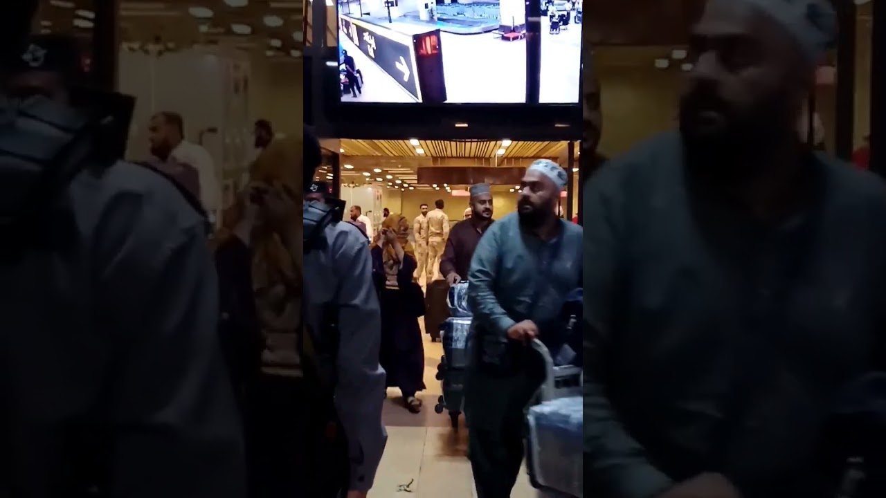 Apni ata se bulwaeye na |Return flight Madina Airport To Karachi Airport 