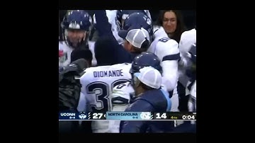 The UCONN Huskies are Wasabi Fenway bowl champions!