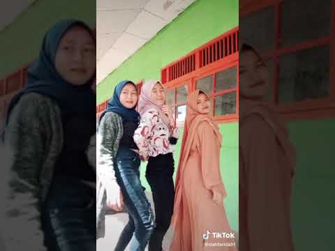 Jilbab Goyang Puser 1