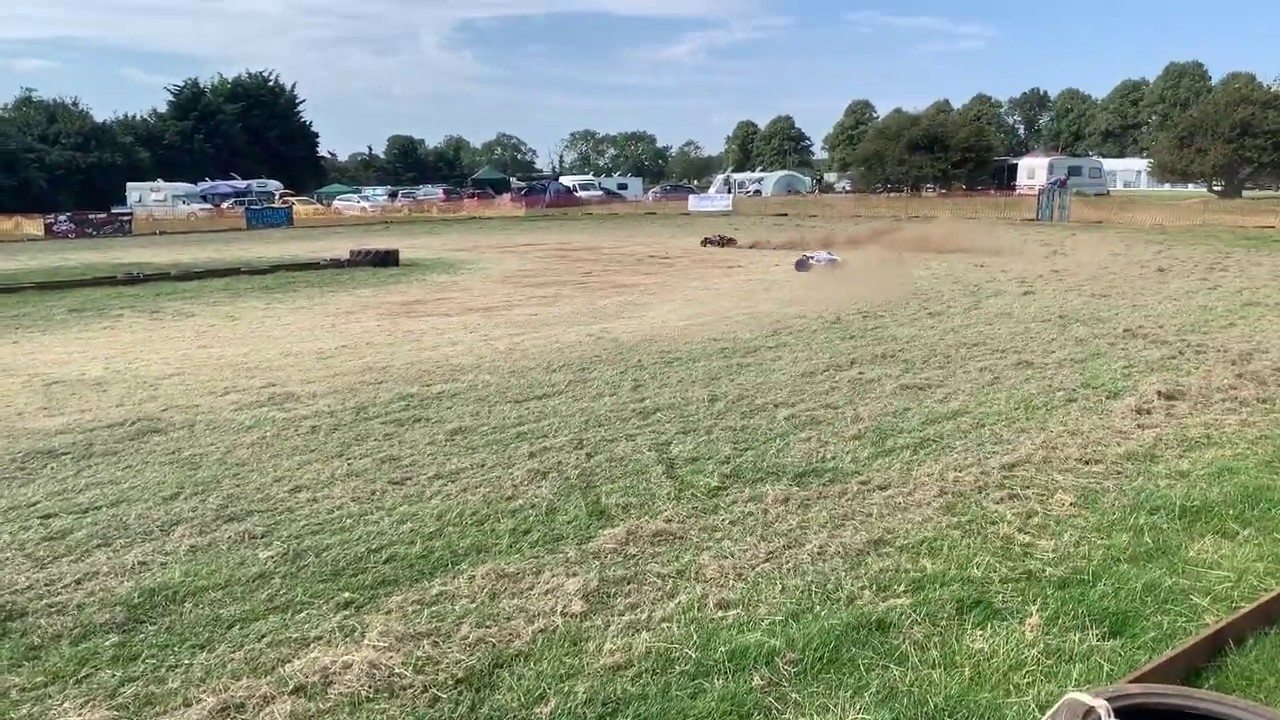 RCMAX 55 LOSI MTXL!! Racing round the Bashfest Oval