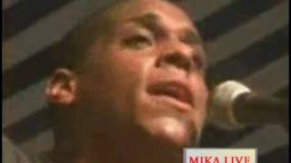 Michael Benjamin -Mika- (Si'm Te Gen Zll) Live
