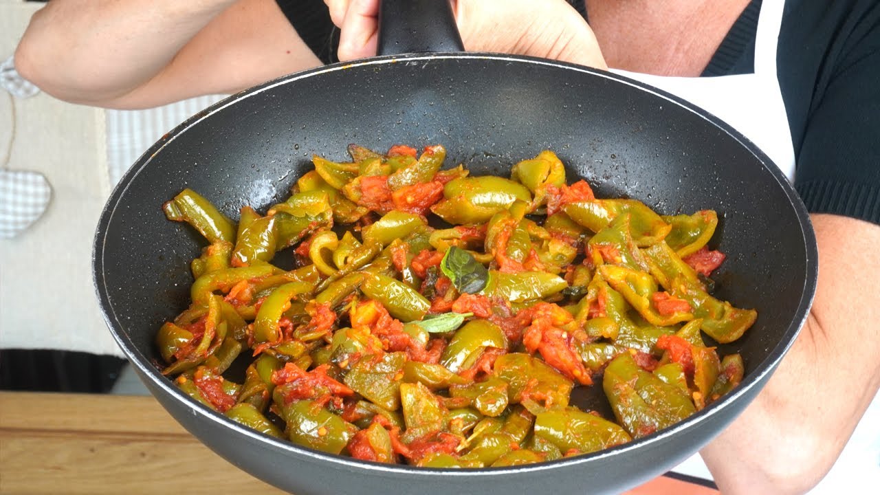 Peperoni in Padella: La Ricetta Del Contorno Estivo Semplice e Gustoso ...