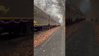 Lokomotif tenaga Uap memang keren banget. #shorts #lokomotif #keretaapi #steamtrain #9gag