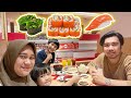 Keluarga ziyan makan di genki sushi