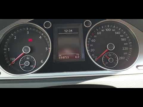 Video: ¿Cómo se reinicia la luz de aceite en un Volkswagen Passat 2012?