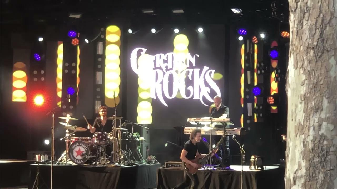 Steve Augeri from Journey. When the light go down in the city. YouTube