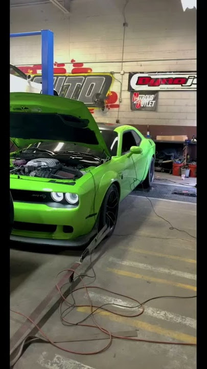 1000HP HELLCAT REDEYE DYNO PULL!