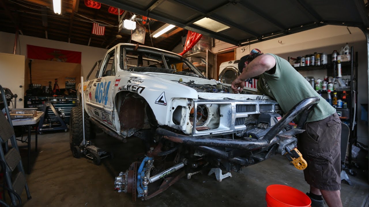 Electric Toyota 4runner built for King of the Hammers! Will Spec Garage