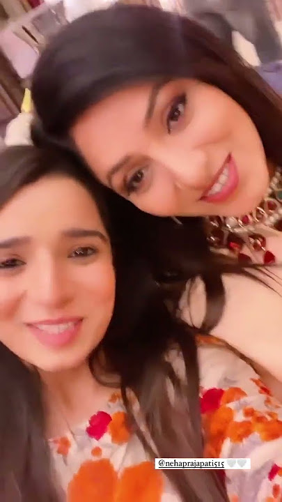 Offscreen Masti of Mansi Bhanushali & Neha Prajapat || #shorts #bhagyalakshmi