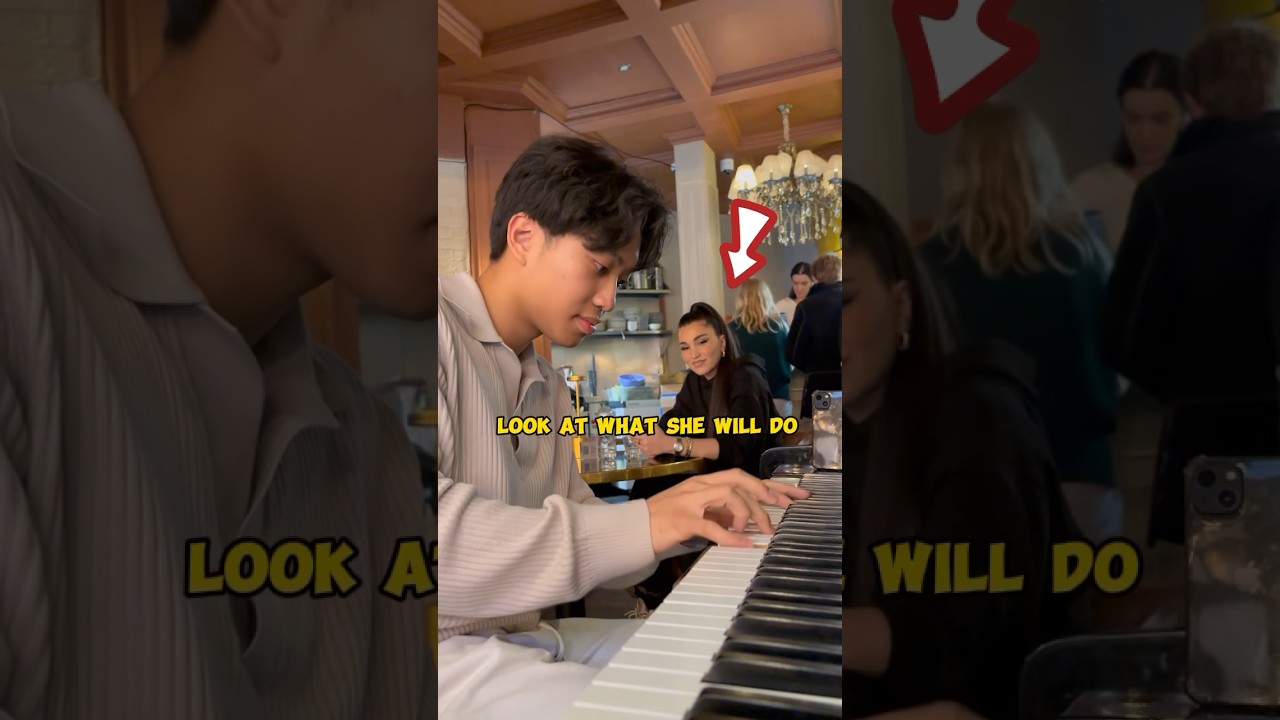 He plays MOCKINGBIRD in a cafe, Enisa hears & sings along! 😱🔥🔥🔥