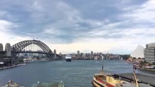 Holland America Noordam leaving Sydney Harbour bound for Melbourne [Time Lapse]