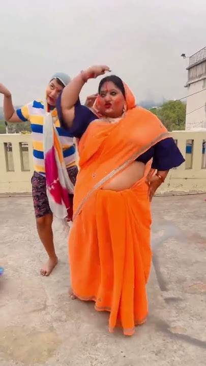 bibi chud gai holi me