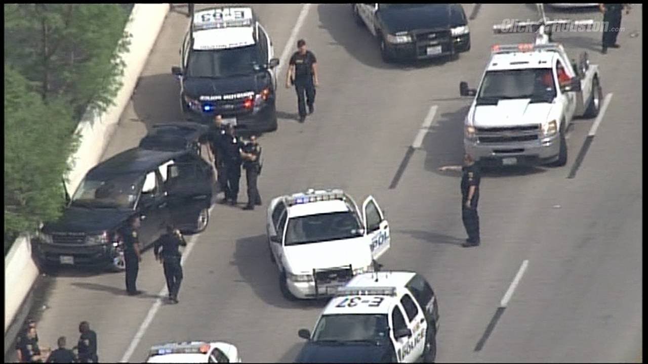 Carjacker faces multiple felony charges after chase ends in downtown ...