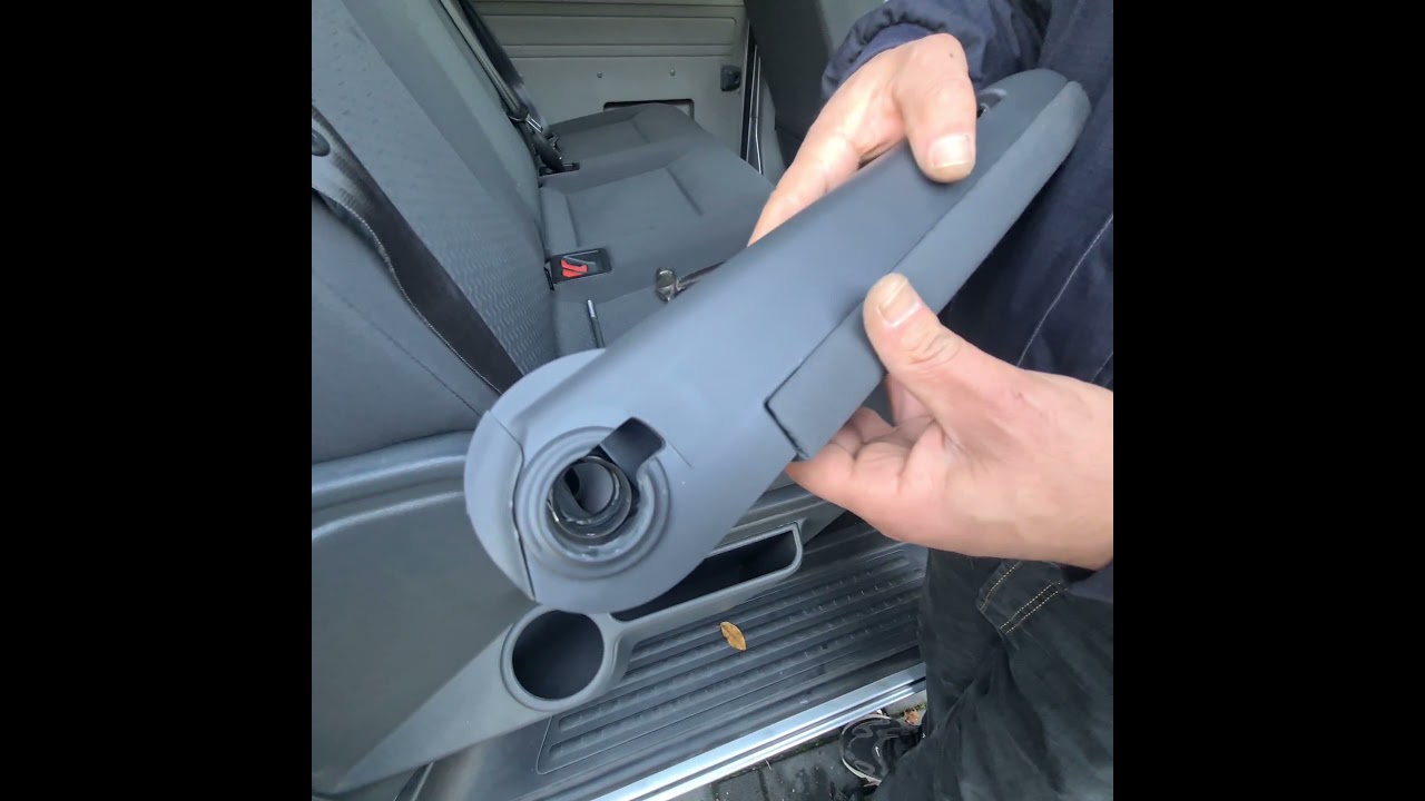 Transporter T5 T6 armleuning reparatie ,Armrest repair volkswagen YouTube