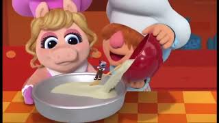 Step By Step Make Things Perfect! | Muppet Babies | Disney Junior Resimi