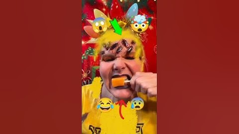 Woman defies tradition and eats cockroaches! 🤣🔋🔋 #shorts #funny #insects #viral