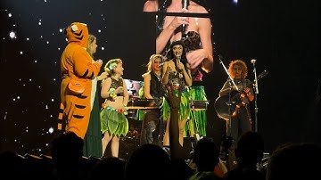 Katy Perry Lifetimes Tour London Night 2 Ghost/Audience Participation/Unconditionally 