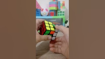 fastest (fancy) Ua perm algorithm with fingertricks!!!(algorithm is in comments)!!!