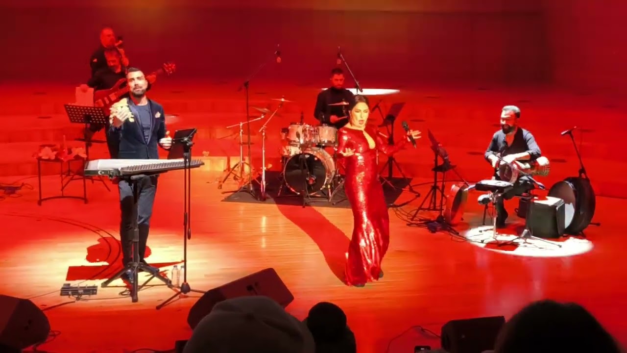 Nükhet Duru ve Ahmet Baran konserin den 