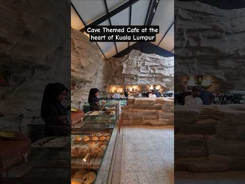 queued 20Min to try this CAVE THEMED CAFE!House of Wheat Chow Kit