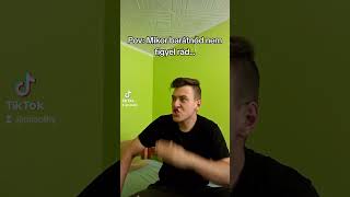 Pov Mikor Barátnőd Nem Figyel Rád...