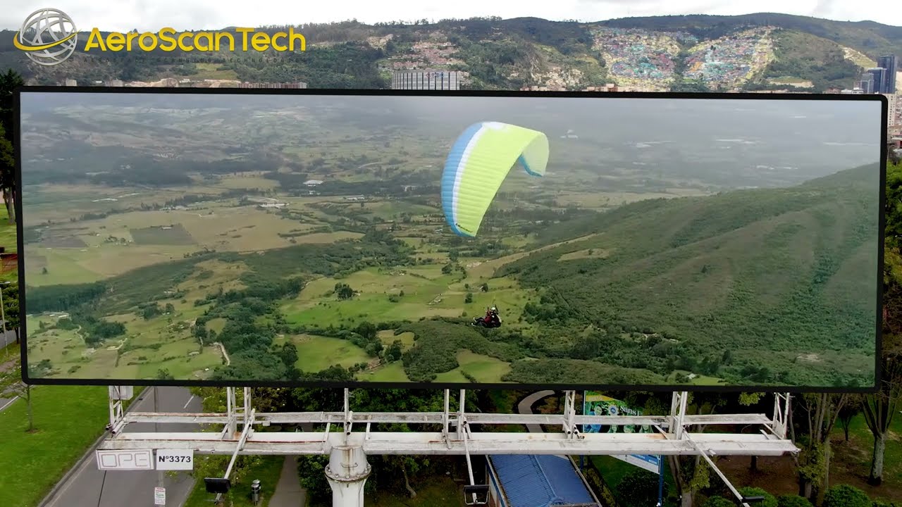 Valla publicitaria AeroScanTech