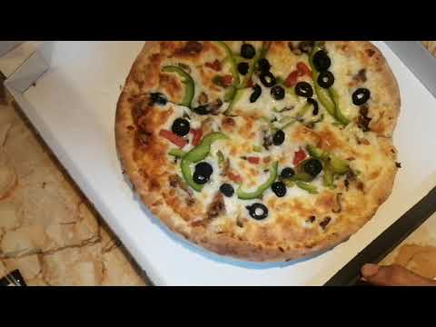 بيتزا دجاج حجم كبير محشيت الأطراف