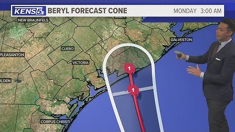 Beryl gradually strengthening, expected to regain hurricane status | Forecast