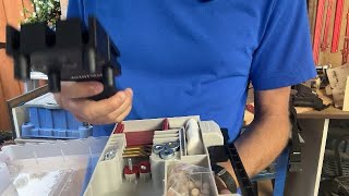 Milescraft Milescraft 1333 DowelJig Kit - Self-Centering Handheld Dowel Jig with 3 Metal Bushing Siz