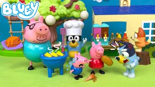Bluey's Best BBQ at Peppa Pig's House! 🌭 | Pretend Play with Bluey Toys | Bunya Toy Town