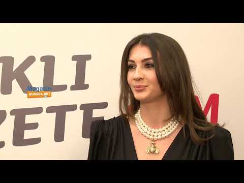 BURCU ÖZBERK AYAKLI