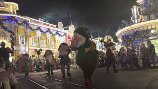 Disney Magic Kingdom - Mickey&#39;s Very Merry Christmas Party Parade - December 1, 2023