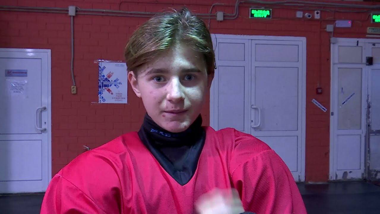 "Металлург-2009" обыграл в Новосибирске "Сибирь" - YouTube