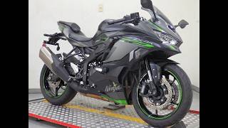 74758 Ninja ZX 4R SE 始動動画 - YouTube