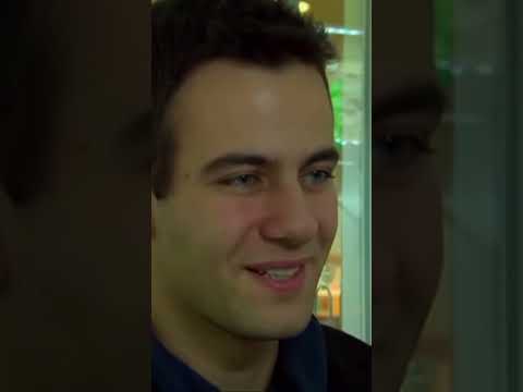 شافت حبيبها السابق مع خطيبتو رغم الأحزان