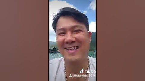 Vân Quang Long và vợ Linh Lan đi chơi cùng bạn bè