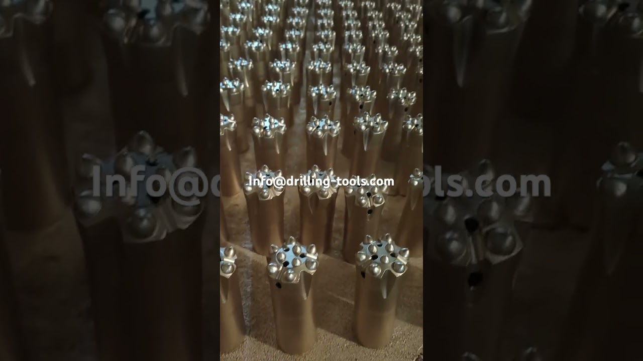 JL38 cross bits and R32 43mm thread button bits.