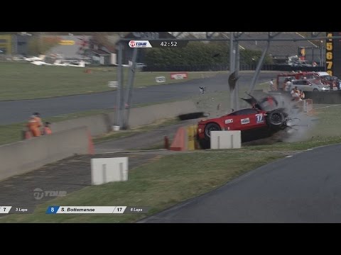 GT Tour 2016 at Nogaro, Bottemanne's massive crash