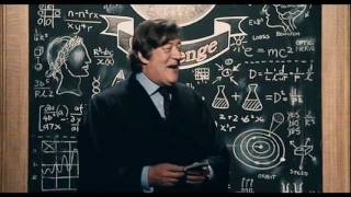 Stephen Fry cameo in St Trinian&#39;s