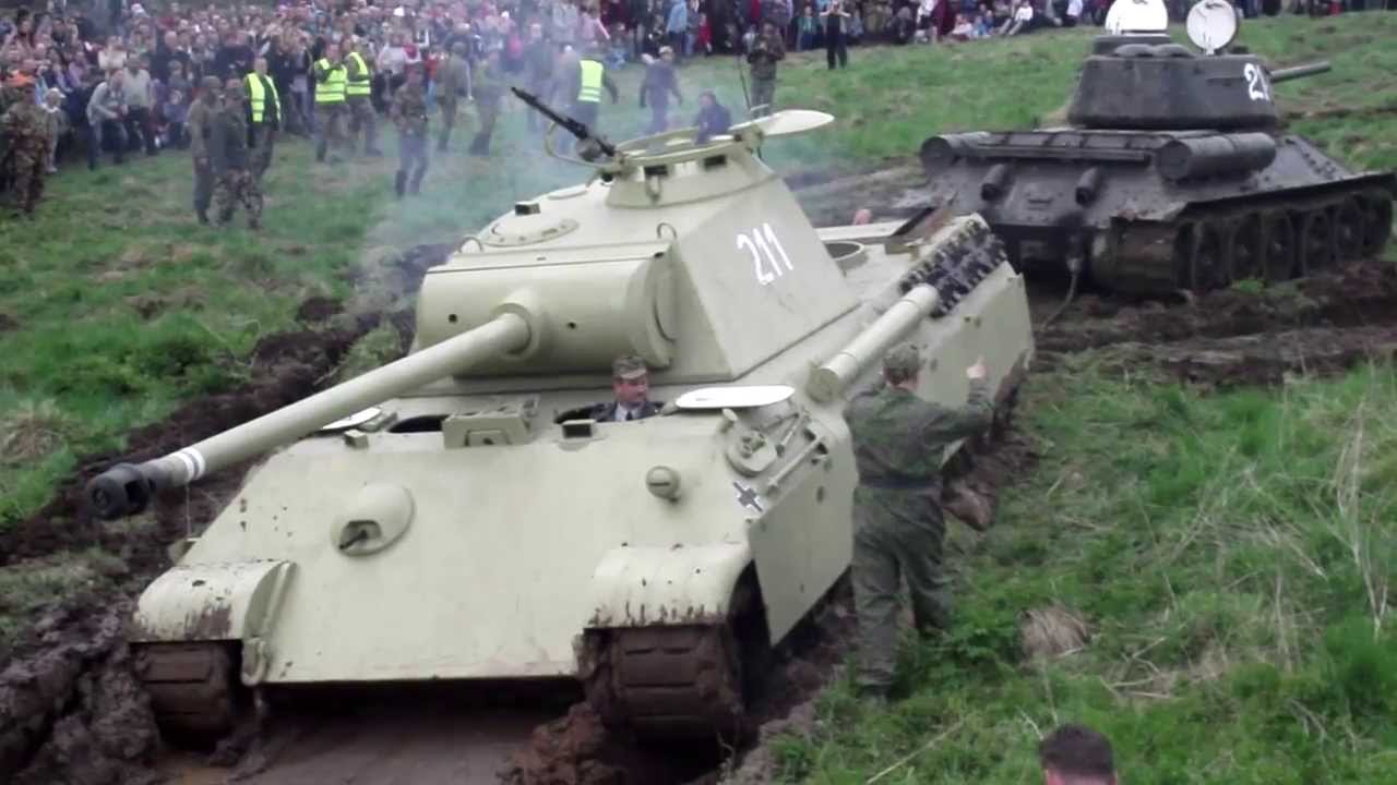 Wyciąganie czołgów z błota- "Bitwa czołgów" Kamienna Góra