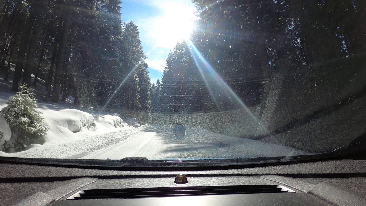 Urcare din satul Izvoare la Harghita Madaras