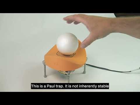 Mechanical Paul trap demo